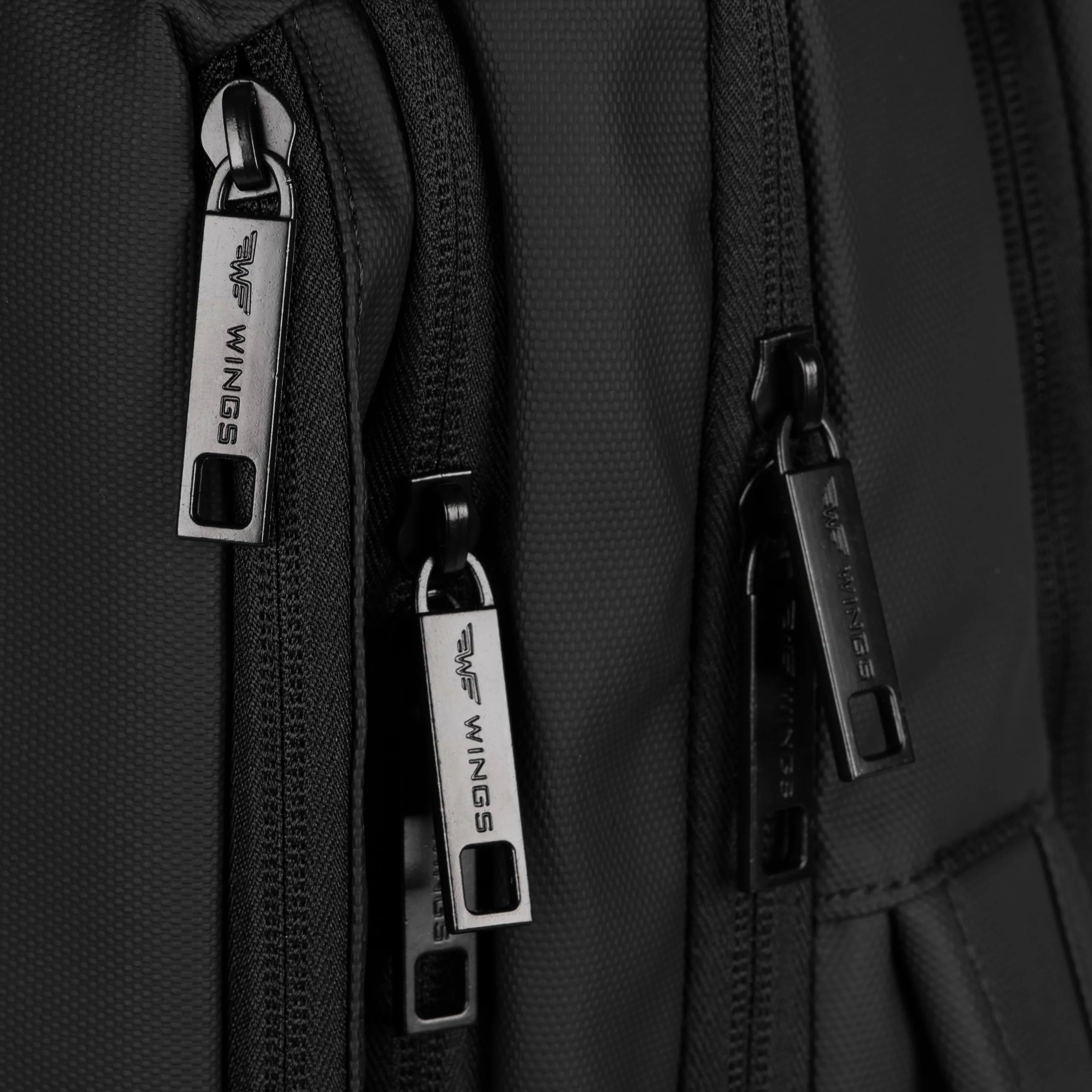 melns mugursoma — 20L, 0.82 kg (skats 7)